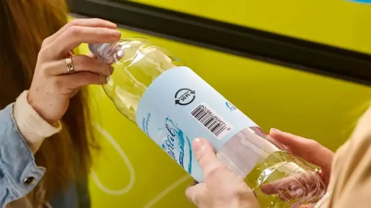 Jöhetnek a köztéri automaták – új korszakba lépne a palackvisszaváltási rendszer