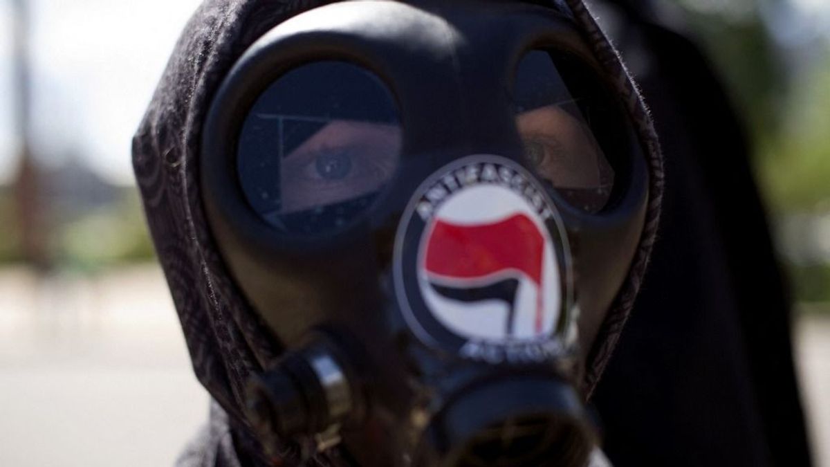 Akcióba lendültek az Antifák – terrorcselekményről suttognak