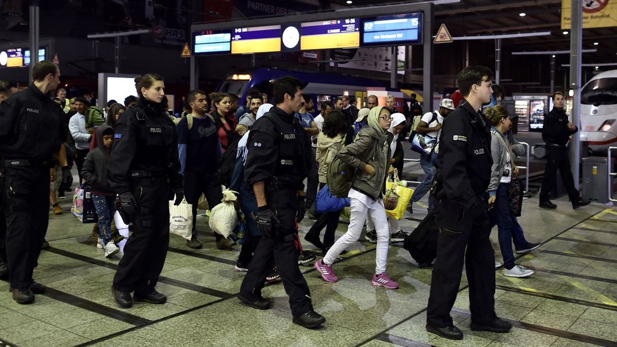Felér egy beismeréssel: Szíria nem kéri vissza a menekülteket Németországból, mert „túl veszélyesek”