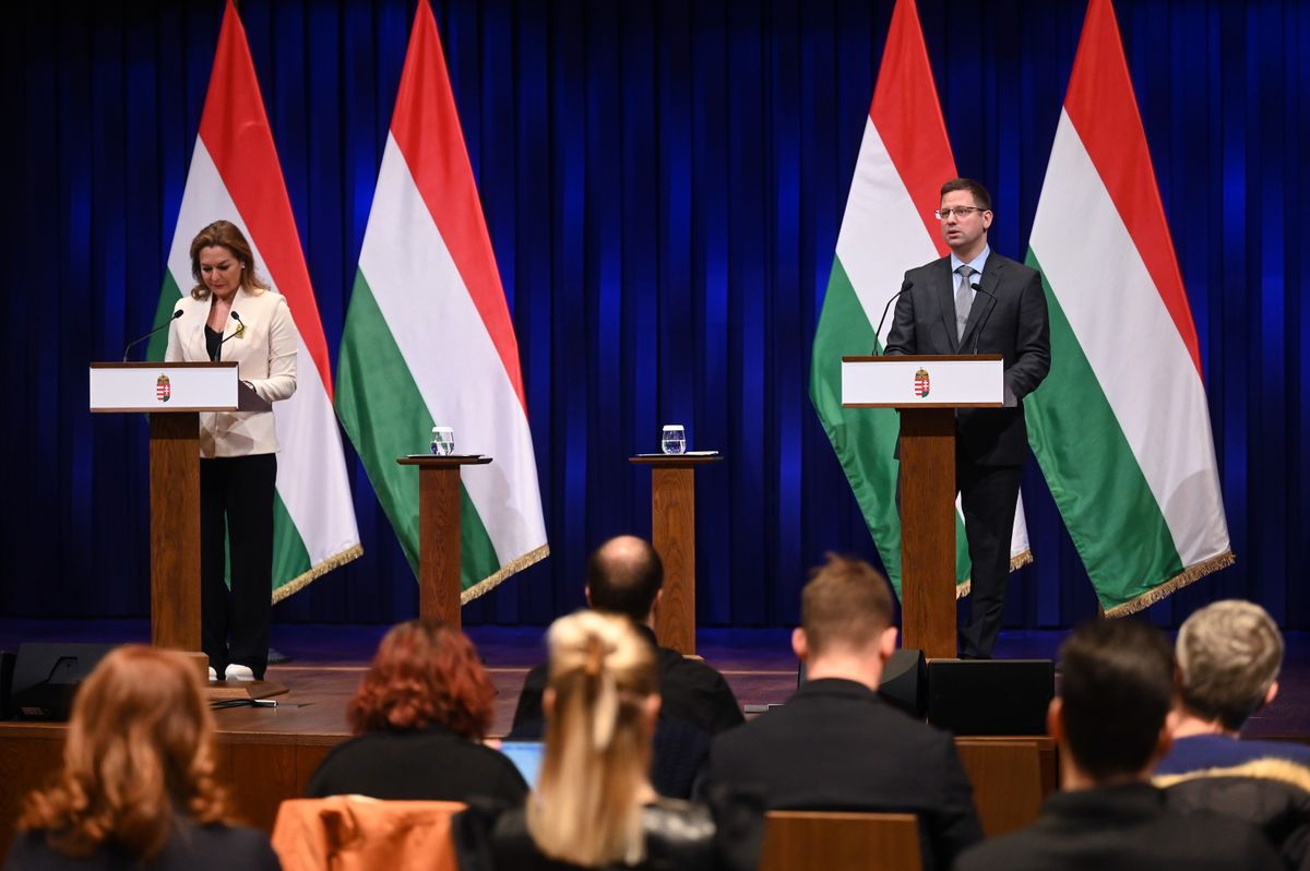 GULYÁS Gergely; VITÁLYOS Eszter