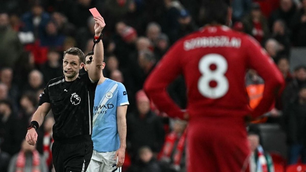 Elment a bíró józan esze? Az ellenfél edzője szerint Szoboszlait nem kellett volna kiállítani