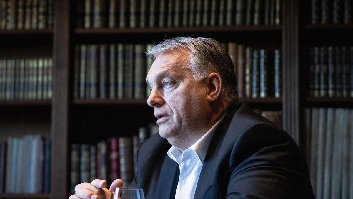 Nincs több kérdés, Orbán Viktor kimondta: az ellenzéki pártok az ukránok oldalára álltak (VIDEÓ)