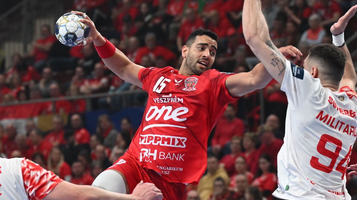 Vert seregként távoztak a románok Veszprémből – de ennek egy magyar nem örült