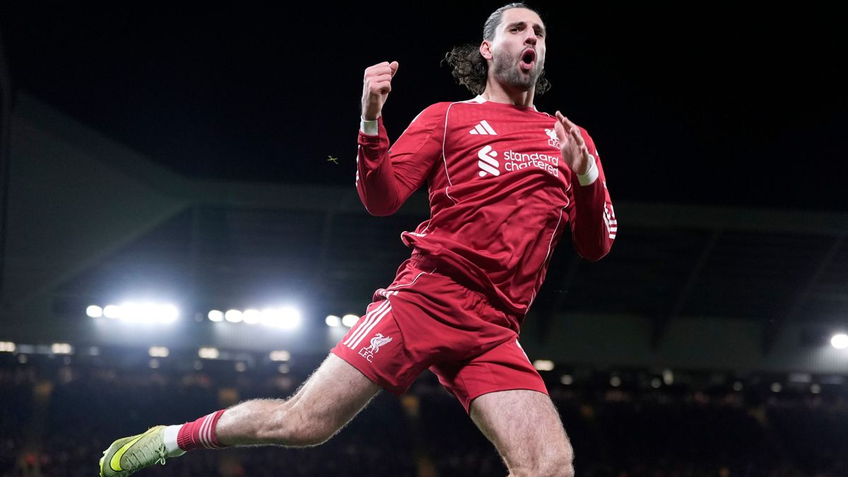 Liverpool nem felejt: elővették Carraghert, hatalmasat tévedett Szoboszlai kapcsán