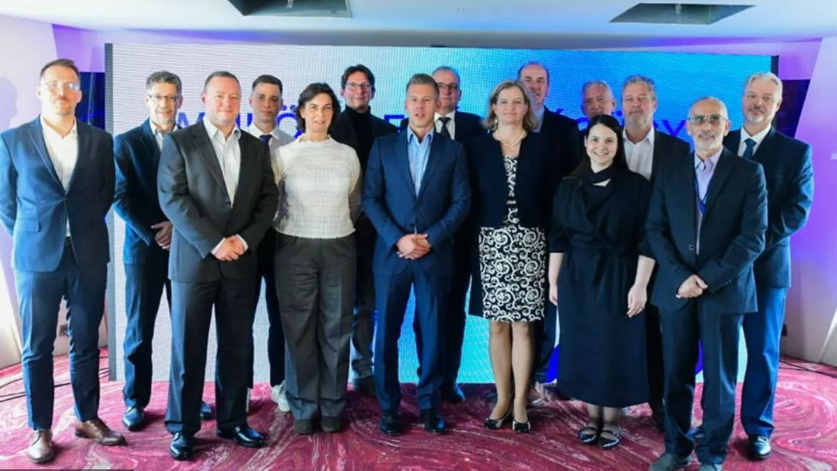 Baloldal újratöltve: a Gyurcsány-korszak egyik legnagyobb korrupciógyanús ügyében érintett tiszás tanácsadó felesége is jelölt lett