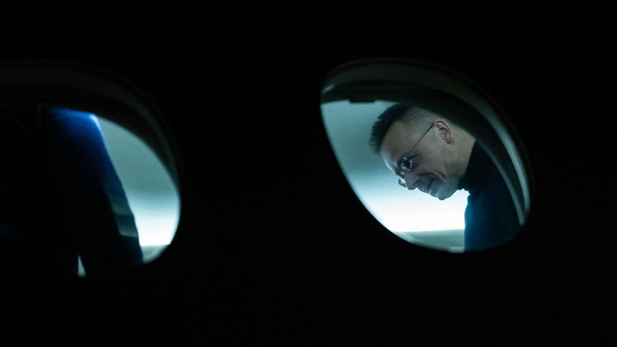 Kő kövön nem marad: Szijjártó nem egy, rögtön két dologra szólította fel kíméletlenül az Európai Bizottságot