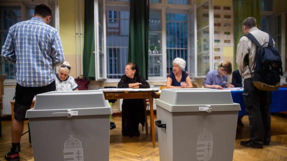 Ez a péntek mérföldkő az országgyűlési választások előtt, mindenki ellenőrizze a postaládáját!