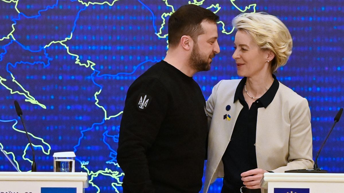 Zelenszkij addig erőltetné bele a béketervbe az ukrán uniós csatlakozást, amíg még áll a nyugati a liberális hegemónia