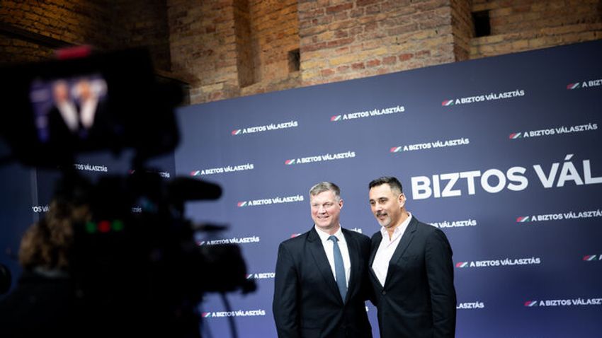 Hírességek Orbán Viktor évértékelőjén