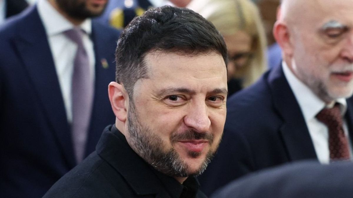 Kimondták az ítéletet Zelenszkijről: Ukrajna teljes elpusztítása sem érdekli!