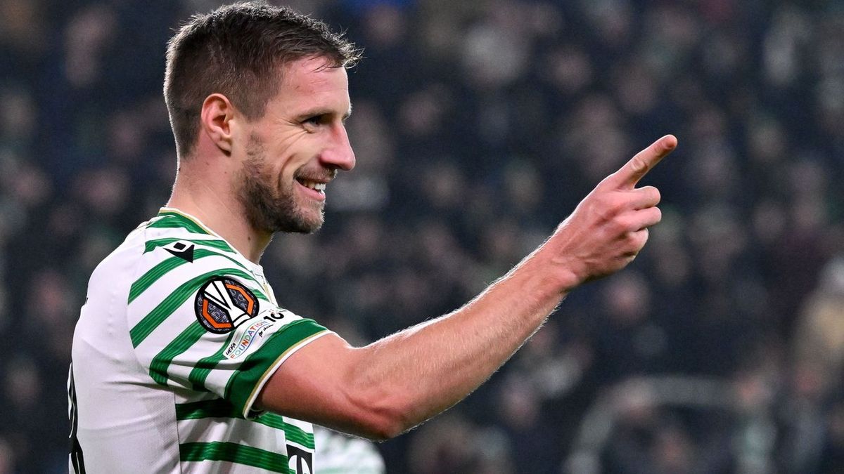 „Azt mondta, ha eligazol, vegyem át a helyét” – Varga Barnabás megnevezte az utódját a Fradiban