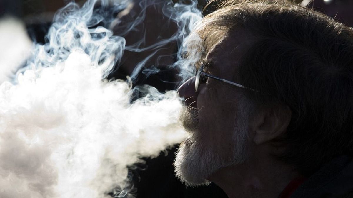 Rákkeltő fémeket találtak az illegális vape-ekben (X)
