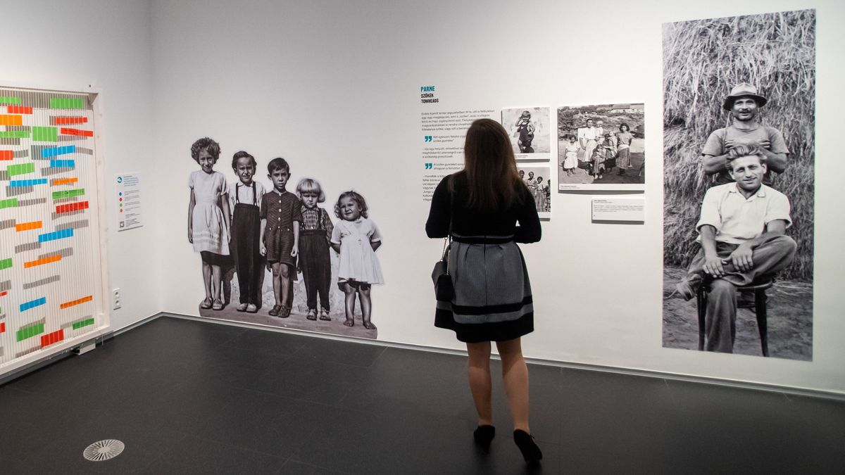 A századforduló vidéki Magyarországának műtermi világát mutatja be a Néprajzi...