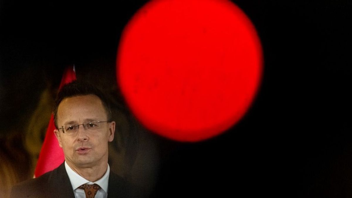 Betelt a pohár: Szijjártó nekiment Brüsszelnek és az európai vezetőknek, miután egy újabb magyar halt meg a háborúban (VIDEÓ)