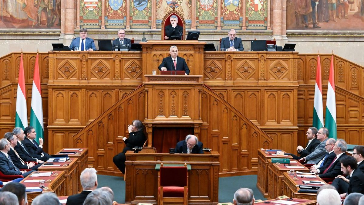 Itt vannak Orbán Viktor legújabb bejelentései – élőben a kormányfő felszólalása