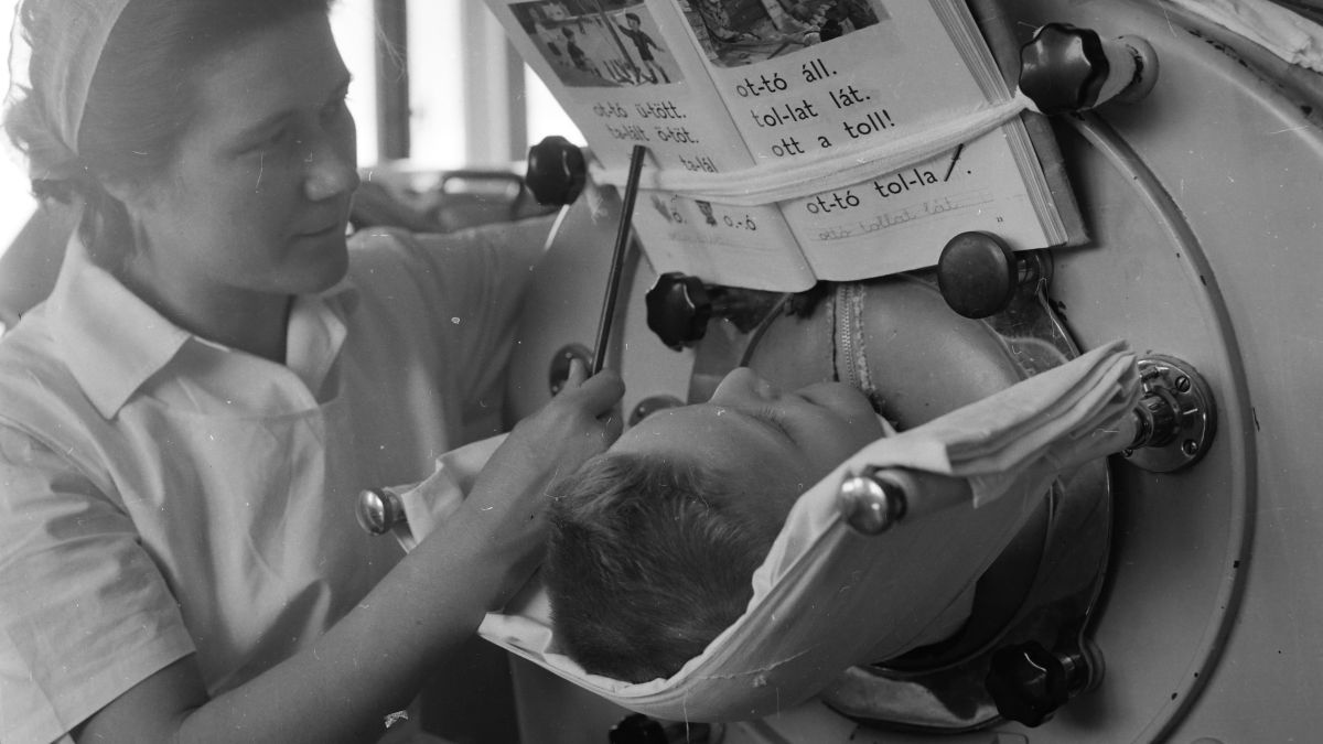 Oltásbiznisz, aprópénzért gyermekélet: ilyen, amikor az ostoba szülőt kiszolgálja az orvos