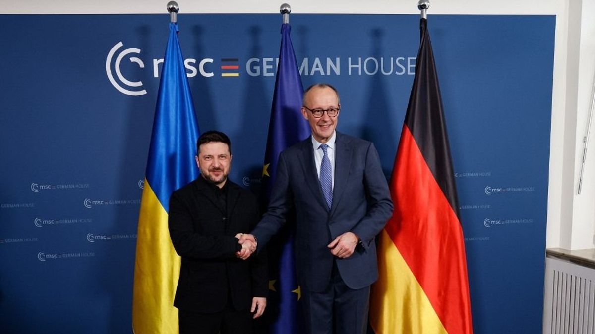 Minden határt átlépnek: kötelező katonai szolgálatot vezetne be a német kancellár férfiaknak és nőknek egyaránt