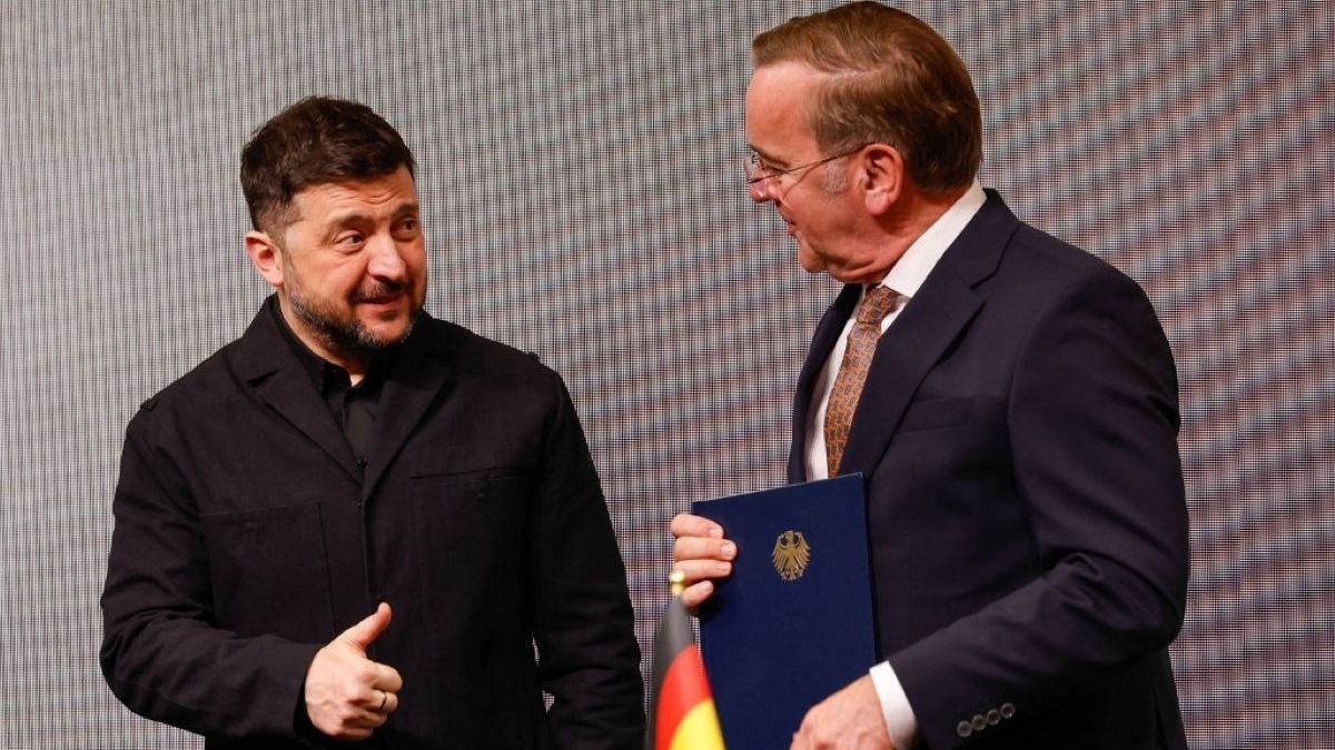 Ennek már a fele sem tréfa: megkapták az ukránok a szuperfegyvert – tapsolnak örömükben a németek