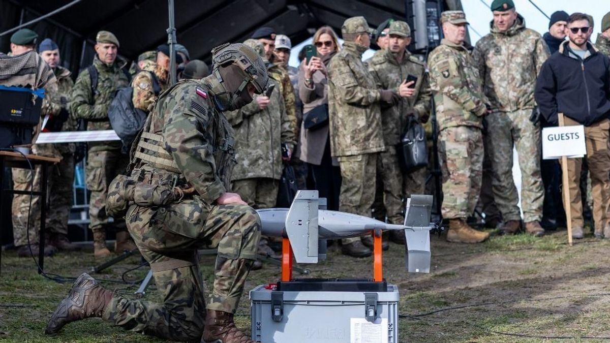 Brutális hadsereget fejlesztettek a lengyelek, de kis túlzással kukába dobták a pénzt