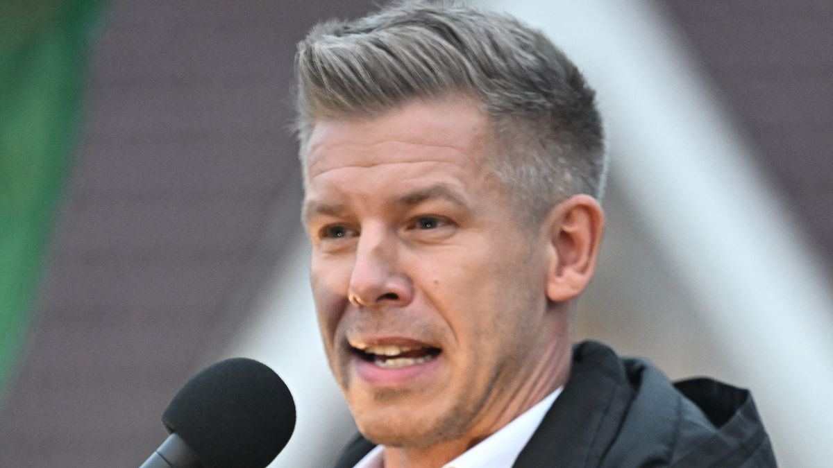 Elképesztő videós válogatás leplezi le a tiszás politikusok őszinte vallomásait