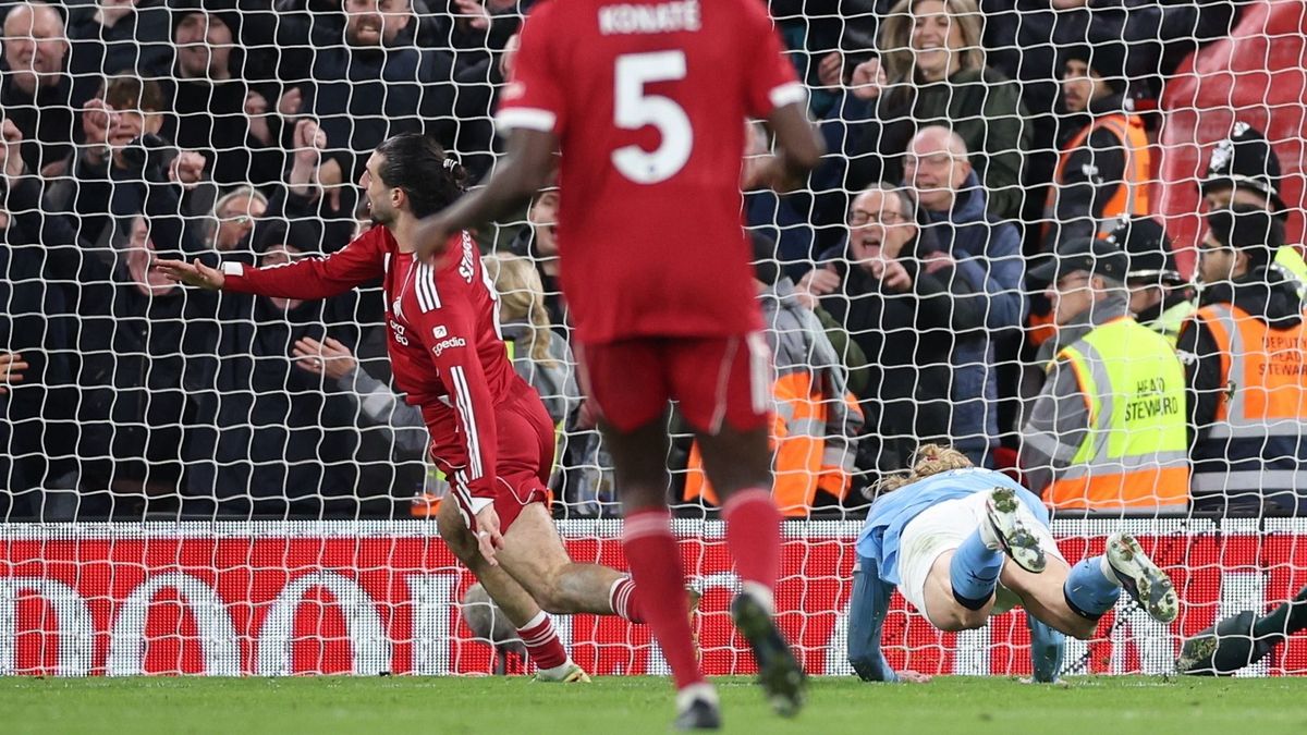 Erre várt mindenki: közleményt adott ki a Liverpool Szoboszlai piros lapja miatt