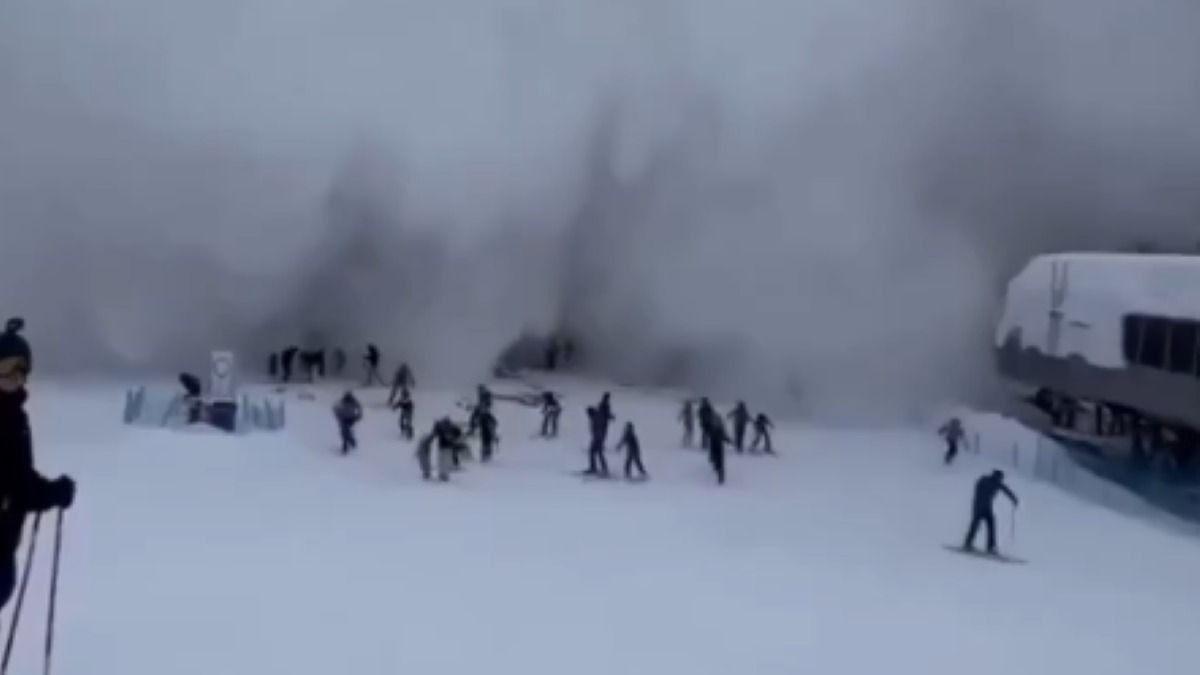 Nem volt menekvés: mutatjuk a tragédiát, így temette maga alá a lavina a síelőket (VIDEÓ)