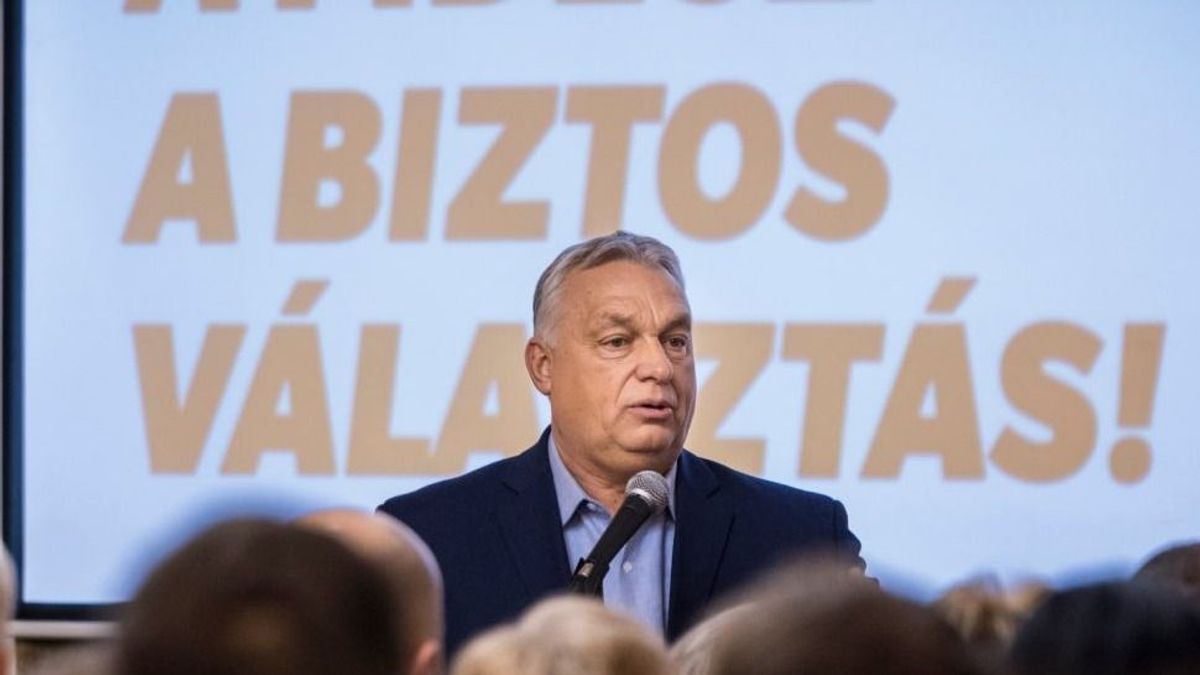 Orbán Viktor Szentendrén: létkérdés, hogy ne engedjük be az ukránokat az EU-ba – ha Ukrajna tag lenne, az unió már háborúban állna (VIDEÓ)