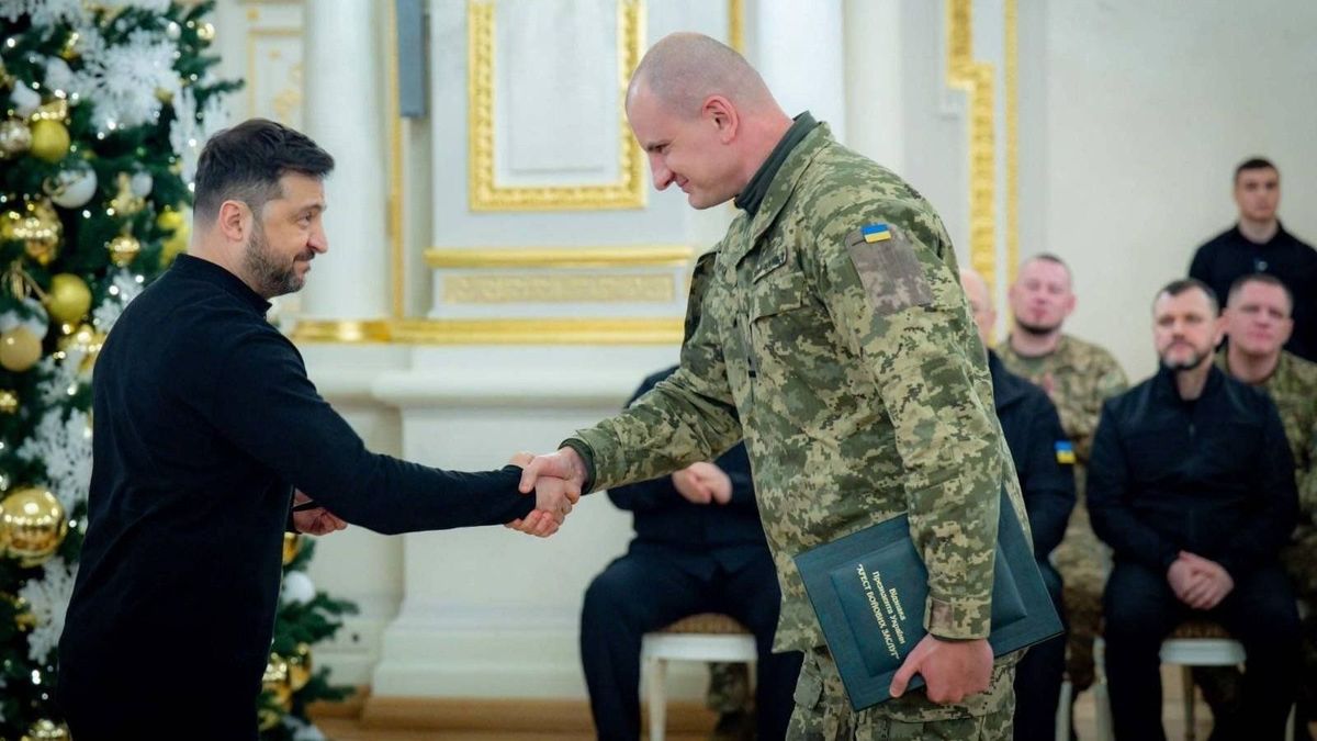 Ez már nem vicc: ukrán neonáci katonai vezető fenyegeti Magyarországot!