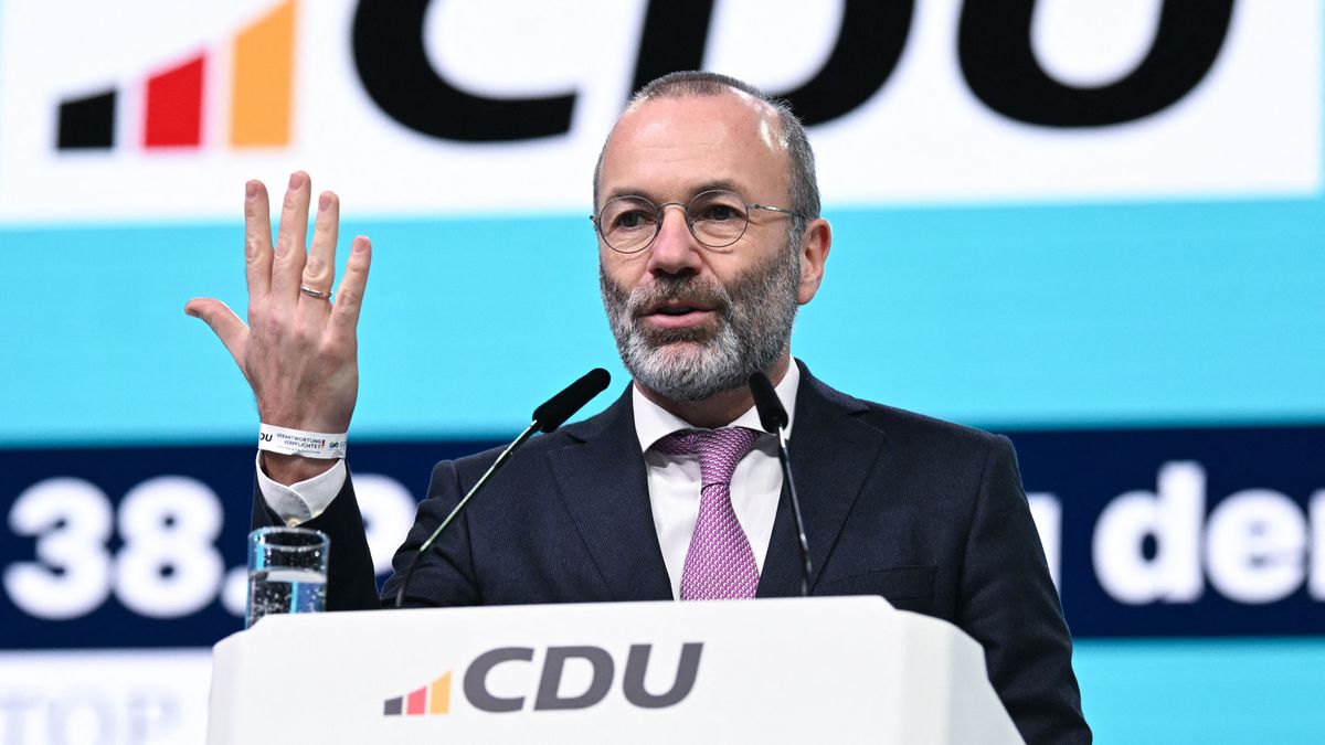 Weber bevallotta: a Néppárt csak taktikai okokból nem szavaz balra (VIDEÓ)