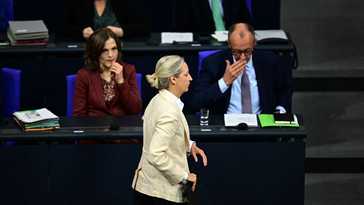 Teljes a pánik a brüsszeli fősodorban: miután Szijjártóékon felsültek, most ezen a szánalmas álhíren nevet egész Európa