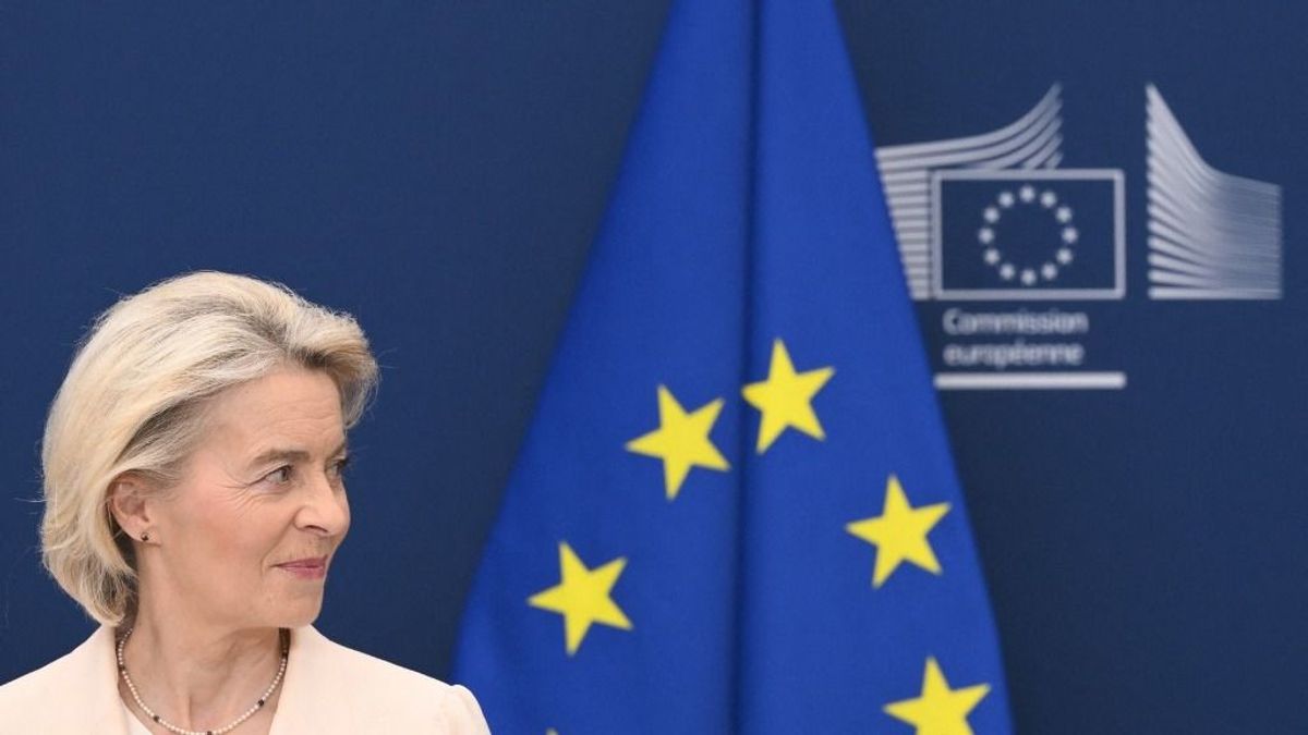 Szijjártó Péter ráborította az asztalt az uniós külügyminiszterekre – Von der Leyen botrányos választ küldött cserébe