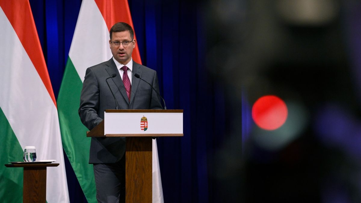 Kövesse nálunk élőben a Kormányinfót! (Videó!)