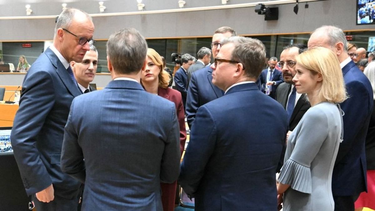 „Elárult minket” – így háborognak az uniós vezetők Orbán Viktor vétója miatt, de Zelenszkij zsarolásáról hallgatnak, mint a sír