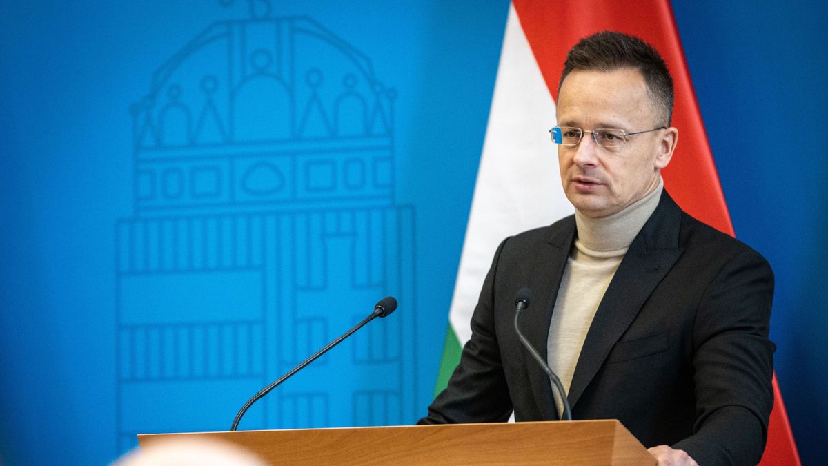 Szijjártó Péter: Minden idők leggátlástalanabb külföldi titkosszolgálati beavatkozása zajlik a magyar választásba (VIDEÓ)