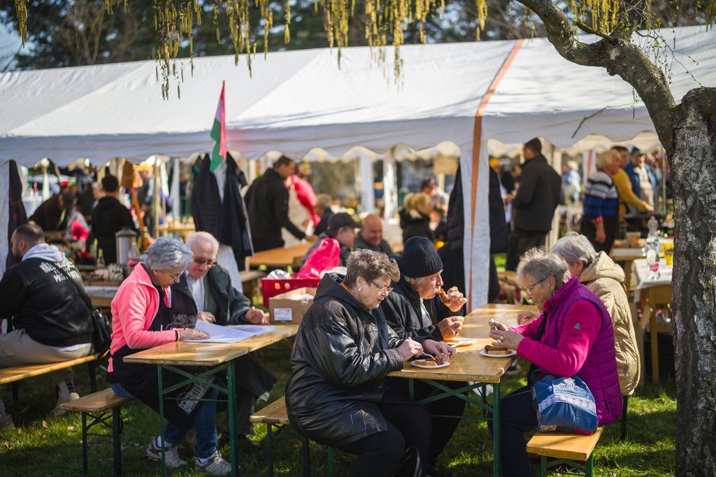 Kolbászkészítő vigadalom Mezőtúr kolbászfesztivál kolbásztöltő verseny kolbászsütő megmérettetés
20260321 Mezőtúr
fotó: Németh András Péter NAP