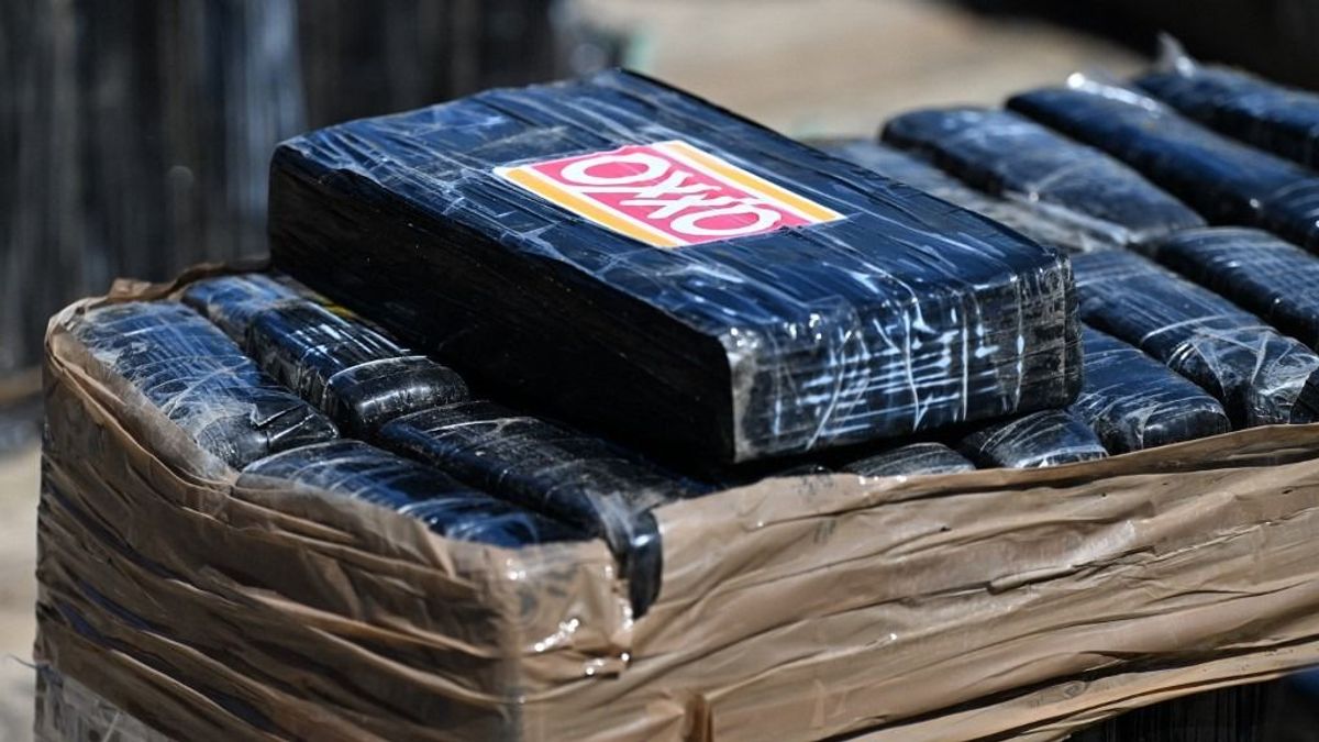 Szemünk előtt zajlik az emberkísérlet