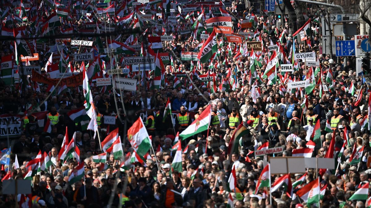 Hiába minden károgás: a magyar demokrácia ezúttal is jelesre vizsgázott!