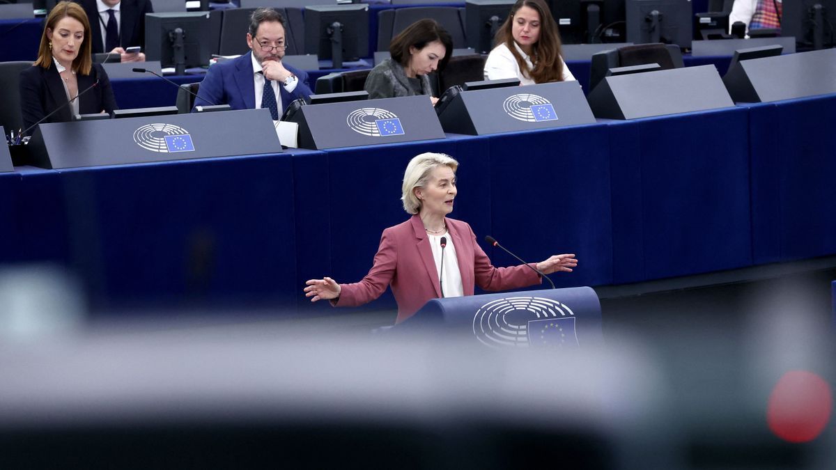 Ursula von der Leyen felfedte lapjait: fontos számukra az európaiak energiaellátása, de nem kérnek az orosz olajból