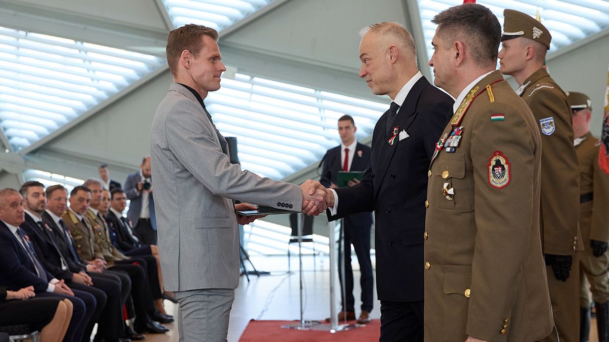 Több Fradi-legenda is állami kitüntetésben részesült március 15-e alkalmából