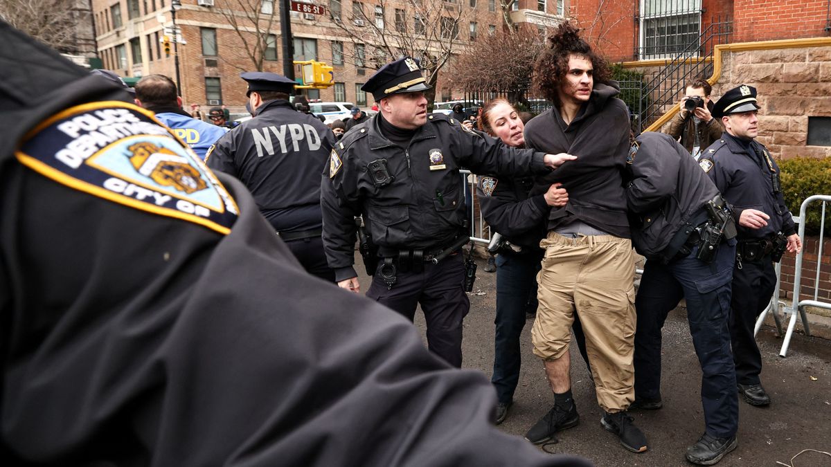 Két iszlamista merényletet kísérelt meg New Yorkban – a polgármester mindent elítélt, csak a radikális iszlámot nem