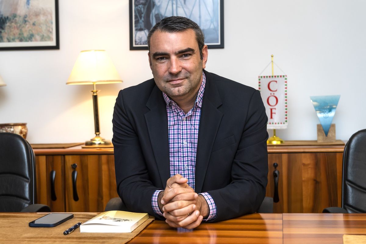 Ifjabb Lomnici Zoltán