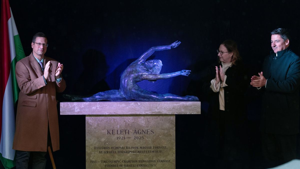 Különleges szobrot avattak Budapesten – hazánk büszkeségét, ötszörös olimpiai bajnokát ábrázolja