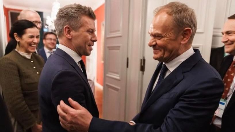 Donald Tusk, Magyar Péter