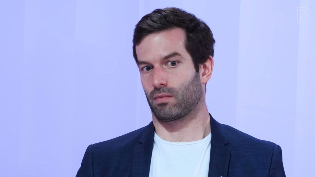 Bukott ellenzéki politikus pártfordulása