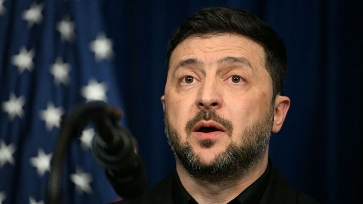 Zelenszkij Trumppal is szembe ment: így akarta Bident pozíciójában tartani