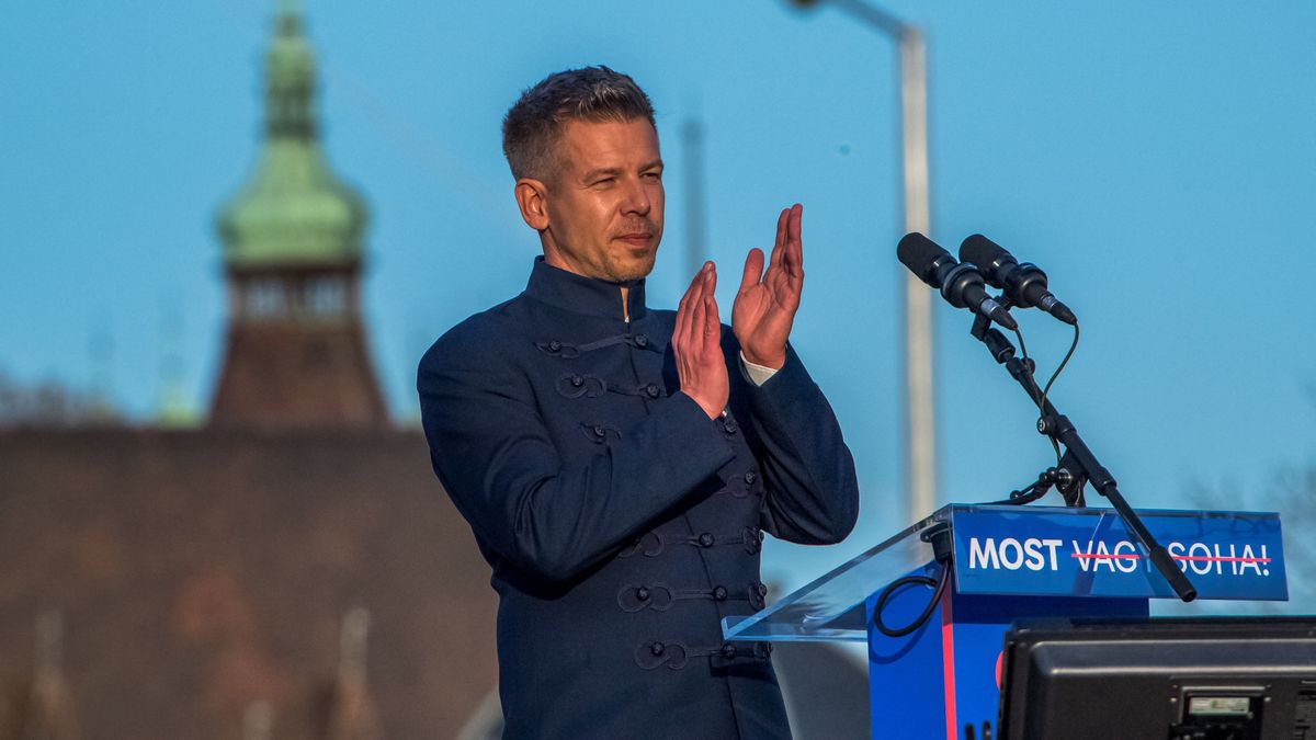 Szabó Bence megjelenése a gondosan felépített tiszás kampány része, amit Magyar Péter már tavaly belengetett