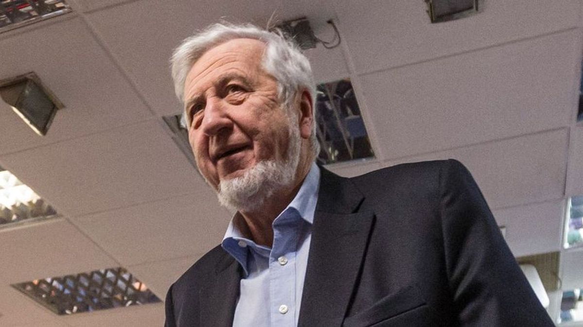 Az egykori külügyminiszter az ellenség oldalára állt