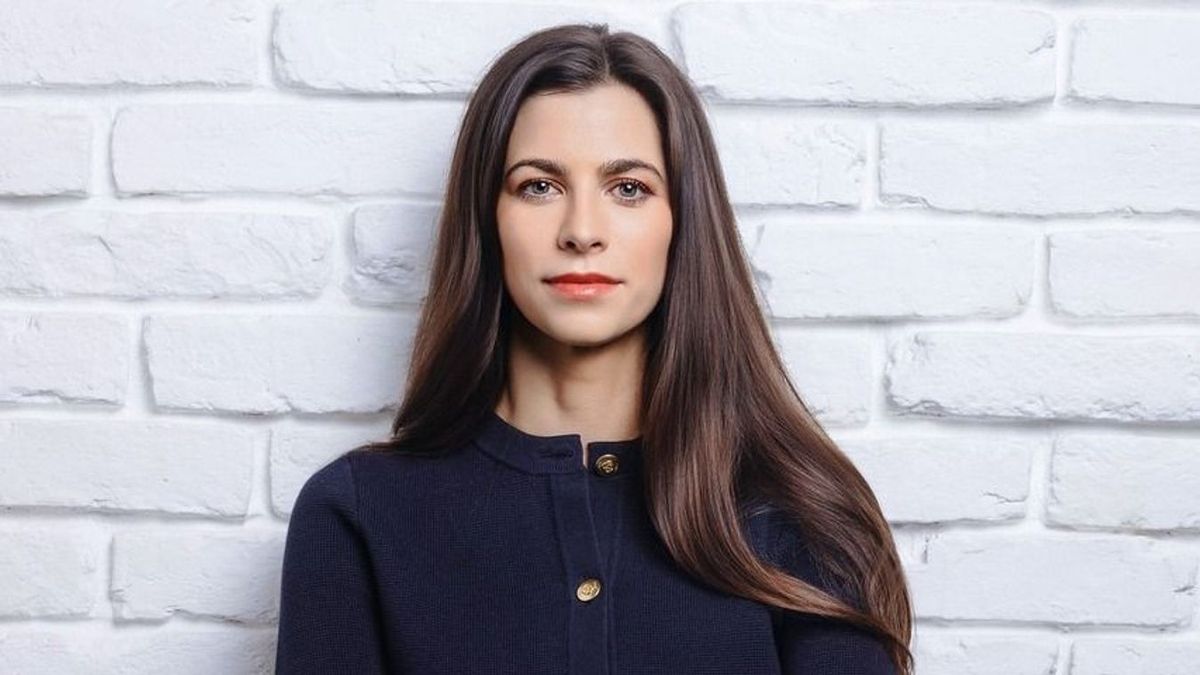 Szentkirályi Alexandra az ukrán zászlót a Városházáról akarja eltüntetni.