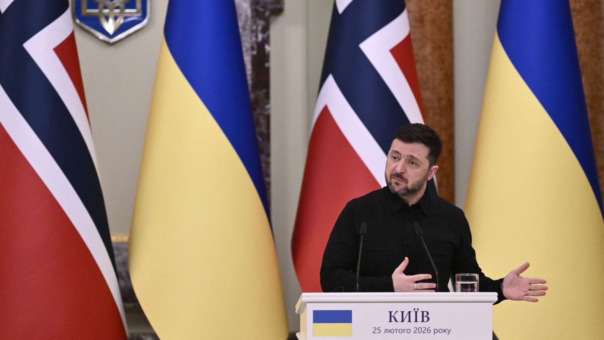 „Ez Magyarország kivéreztetése” – reagált Zelenszkij beismerésére Orbán Balázs (VIDEÓ)