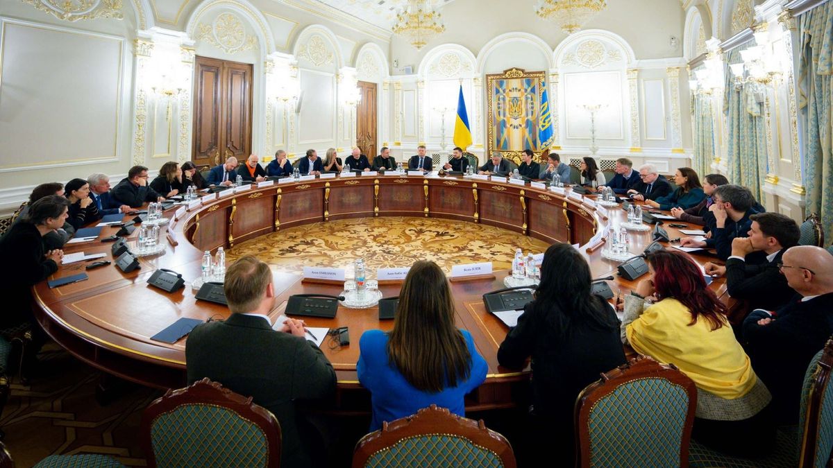 Egy „magyar hazátlannal” kevesebb, egy „ukrán hazafival” több: bemutatjuk Magyar Péterék legújabb igazolását